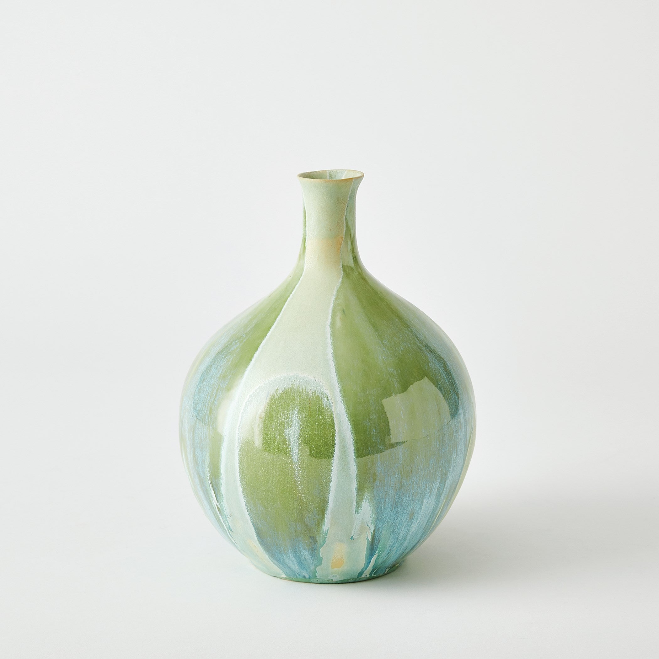 Global Views Magma Bottle Reactive Chive