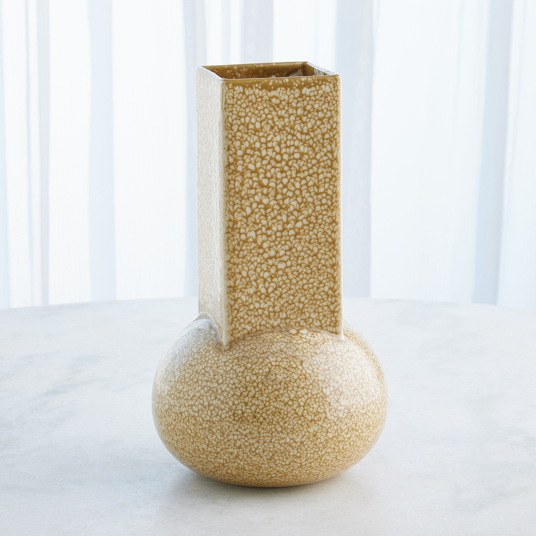 Global Views Crocus Vase Reactive