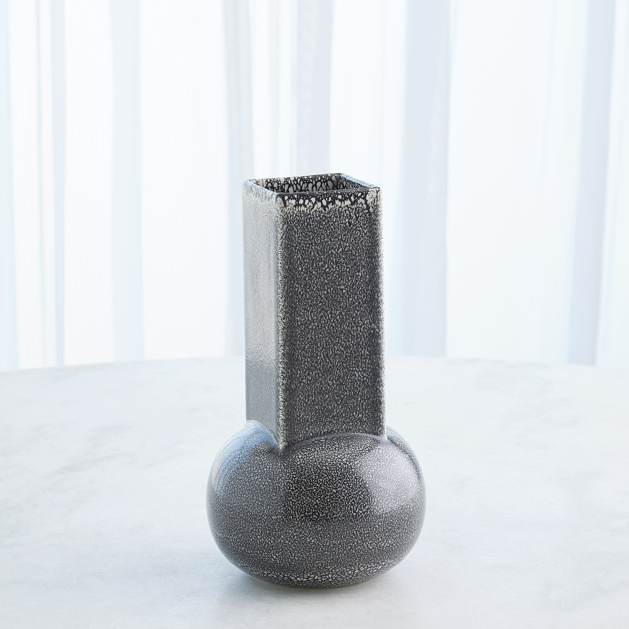 Global Views Crocus Vase Reactive