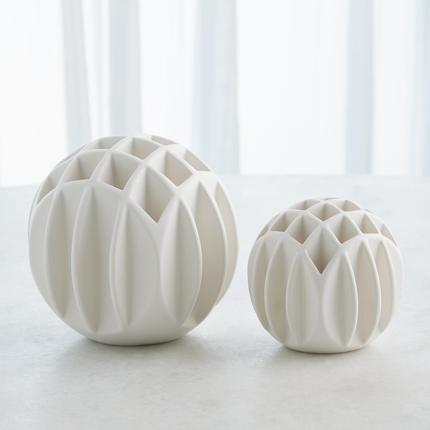 Global Views Bud Ball Vase