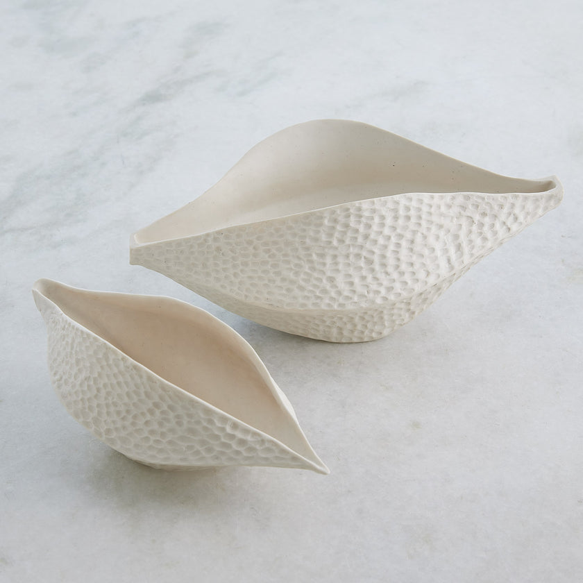 Global Views Porcelain Pod Matte White