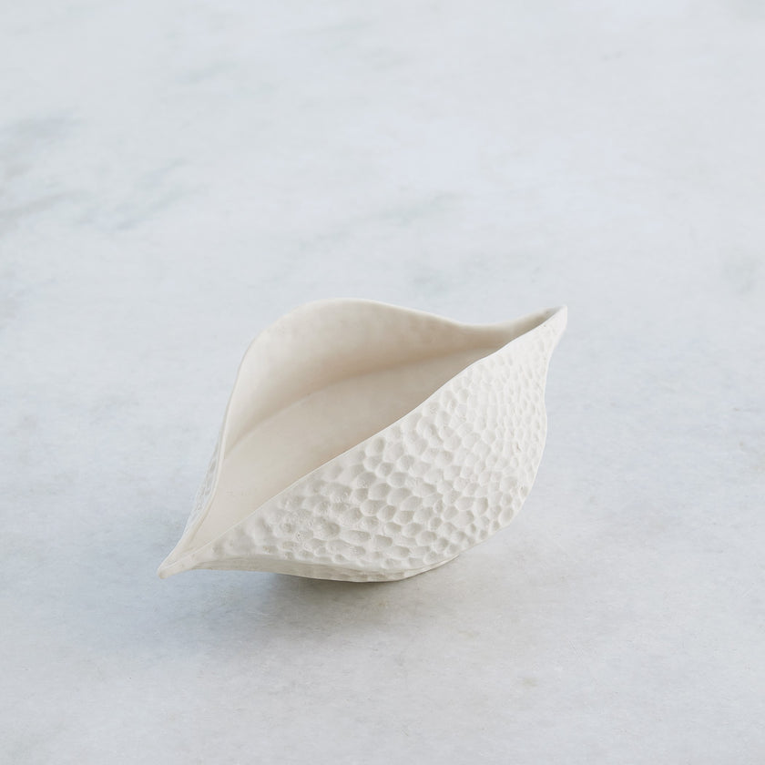 Global Views Porcelain Pod Matte White