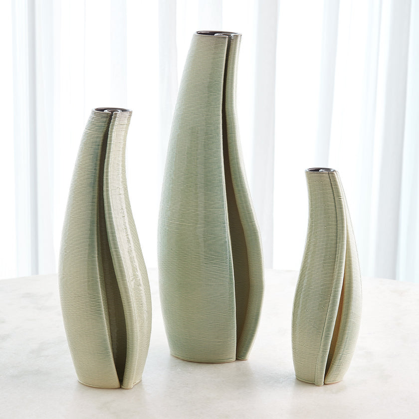Global Views Rift Vase