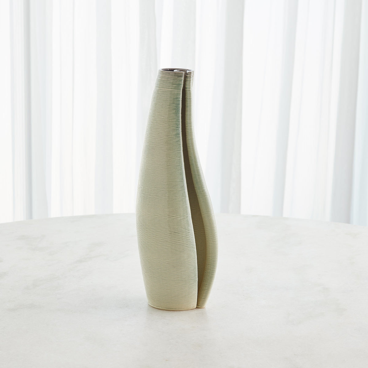 Global Views Rift Vase