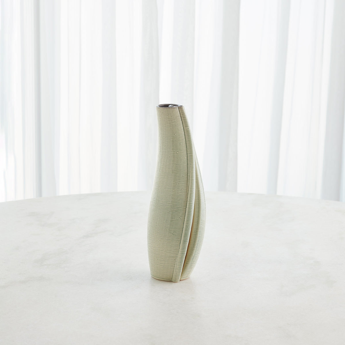 Global Views Rift Vase