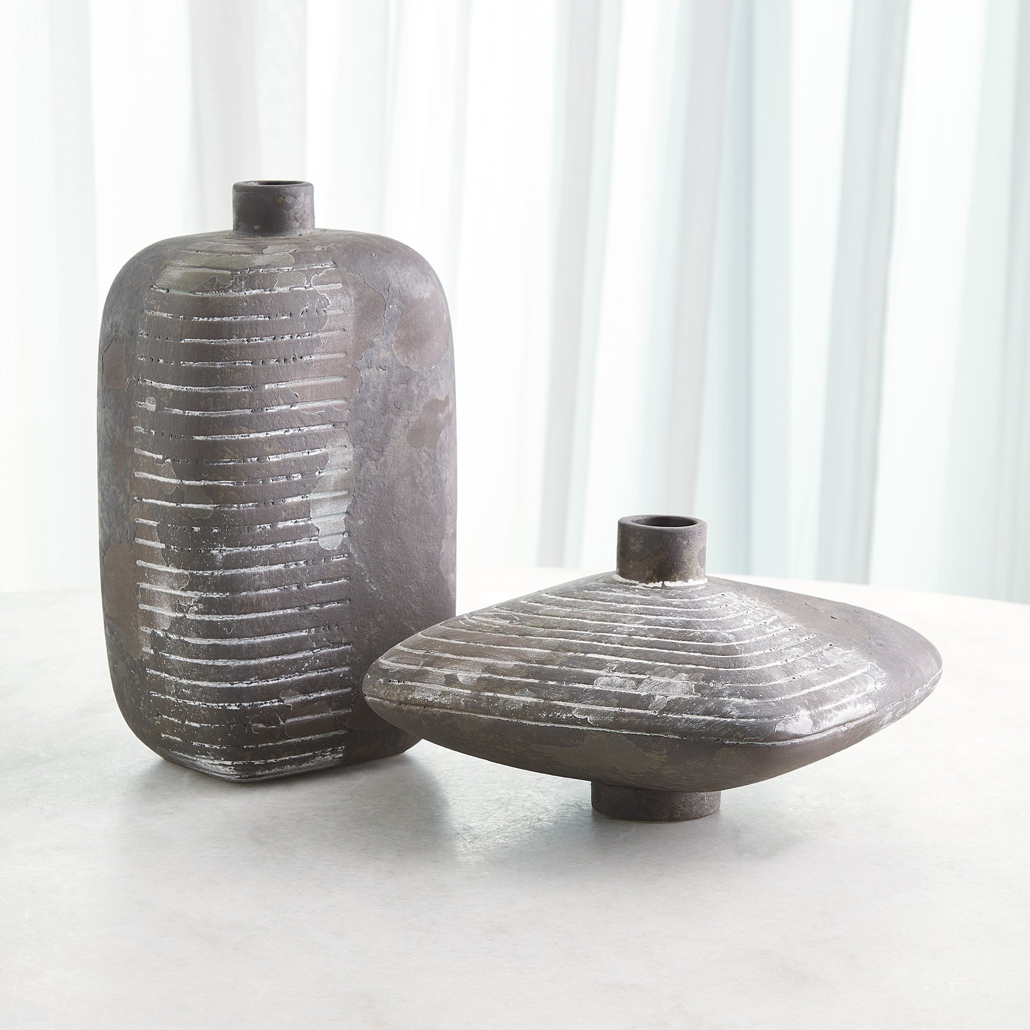 Global Views Lantern Vase Soot