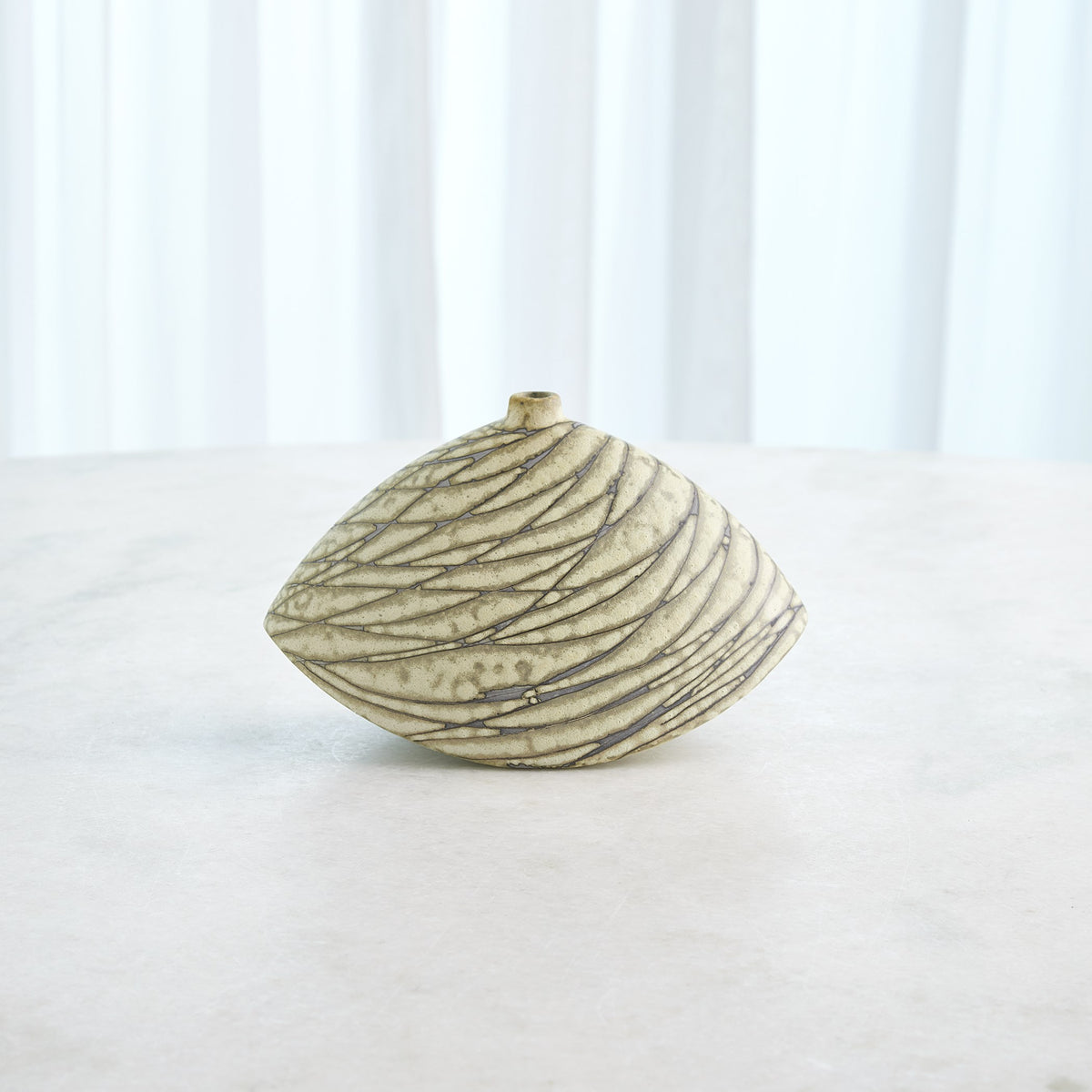 Global Views Stratum Vase Celery