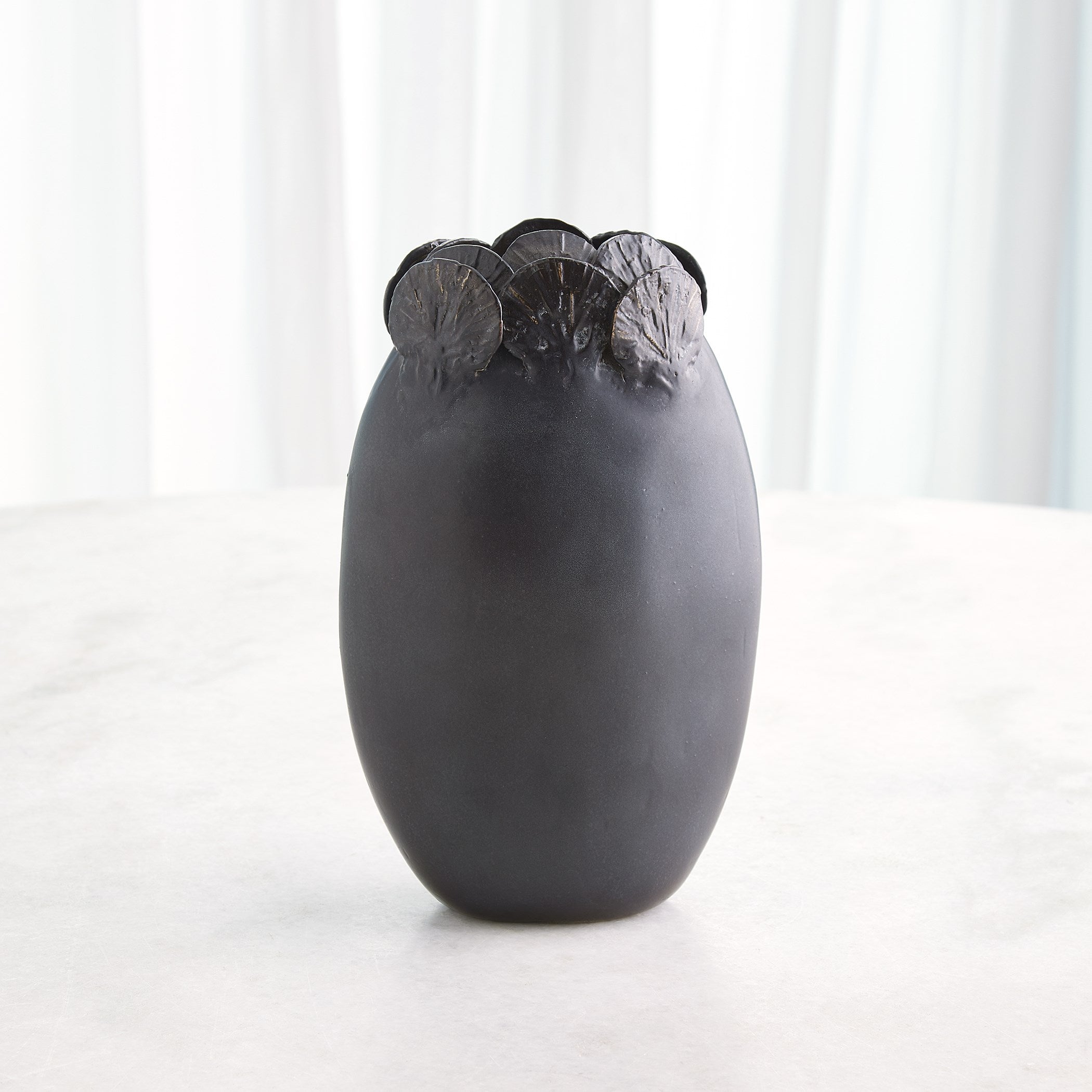 Global Views Sand Dollar Vase Black