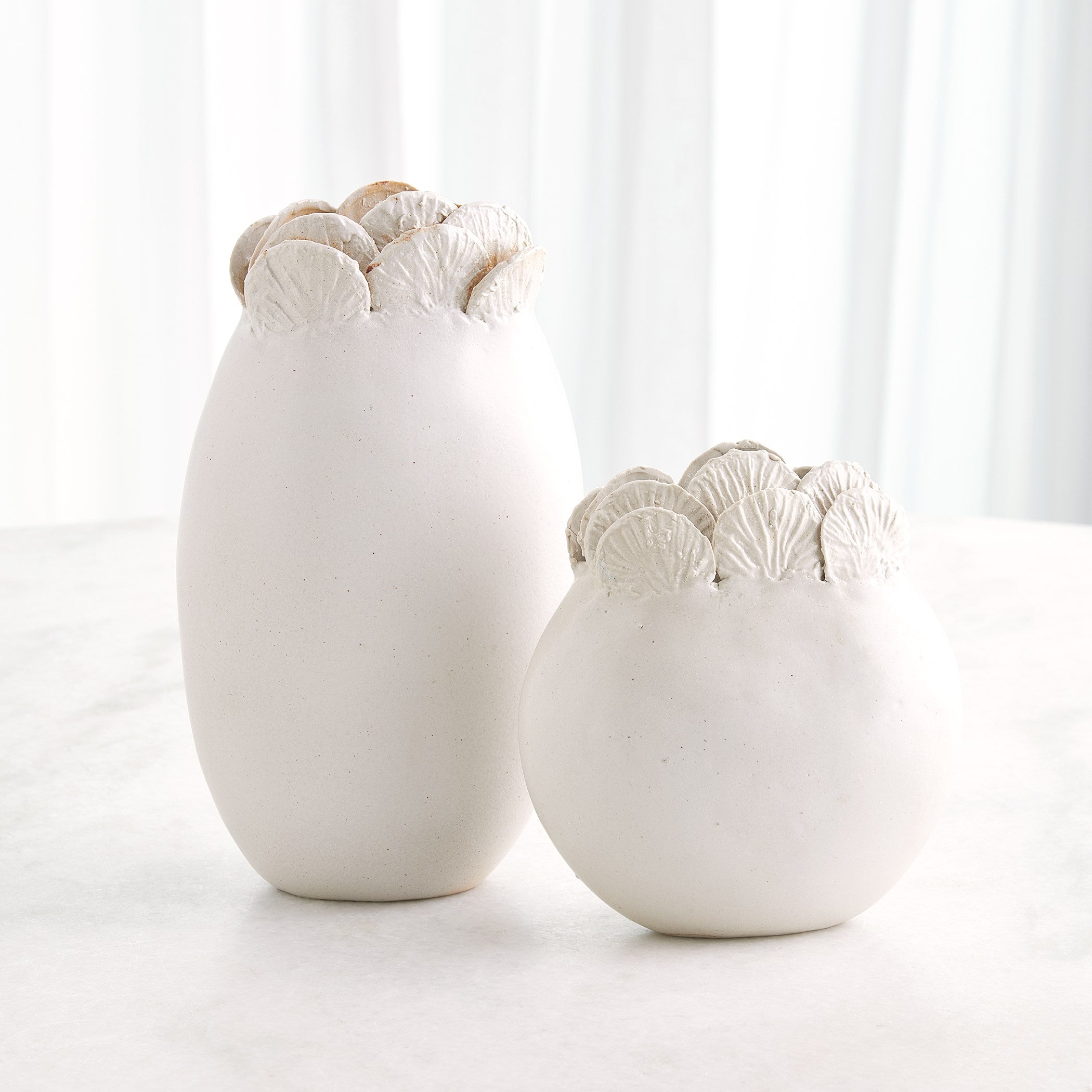 Global Views Sand Dollar Vase White
