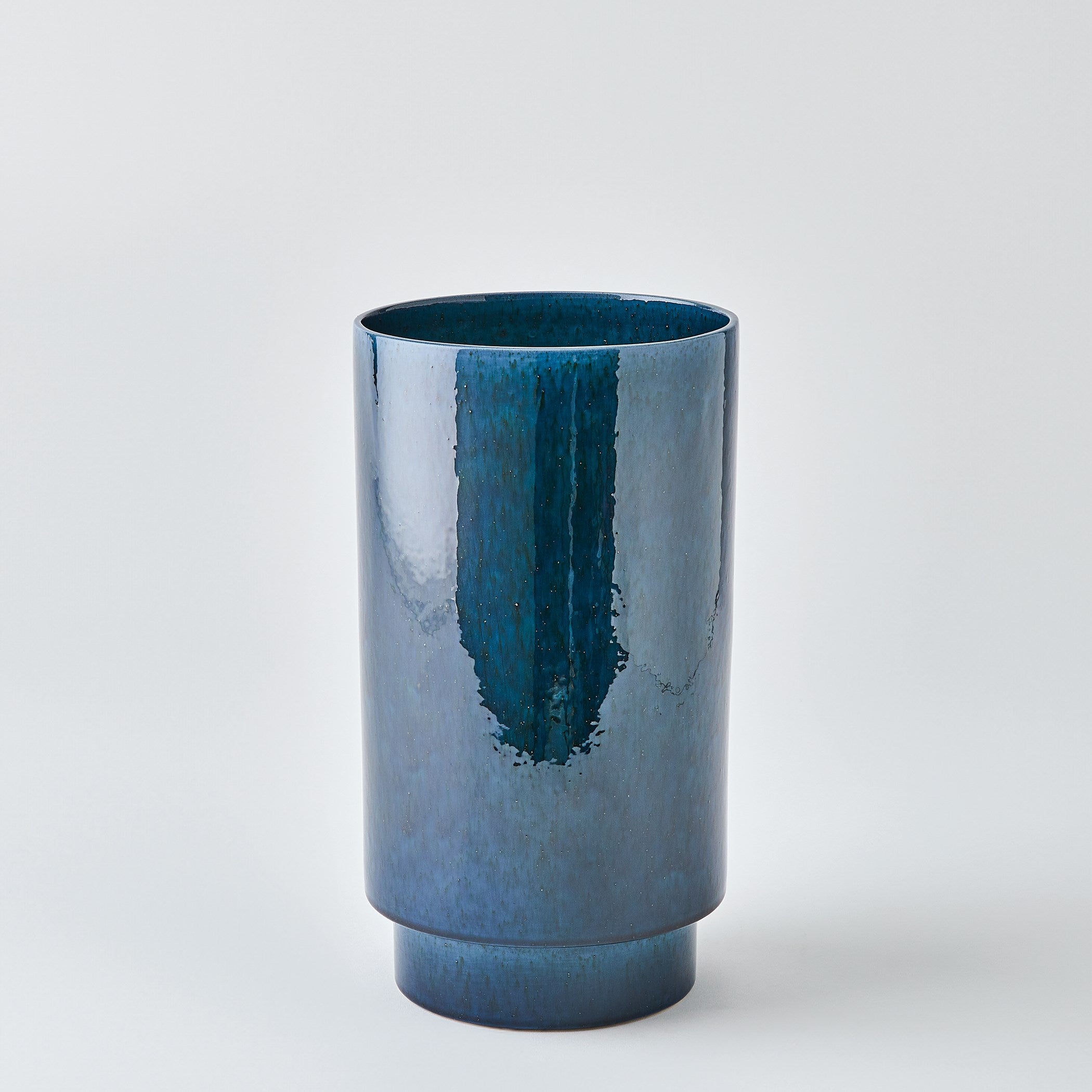 Global Views Rolo Vase