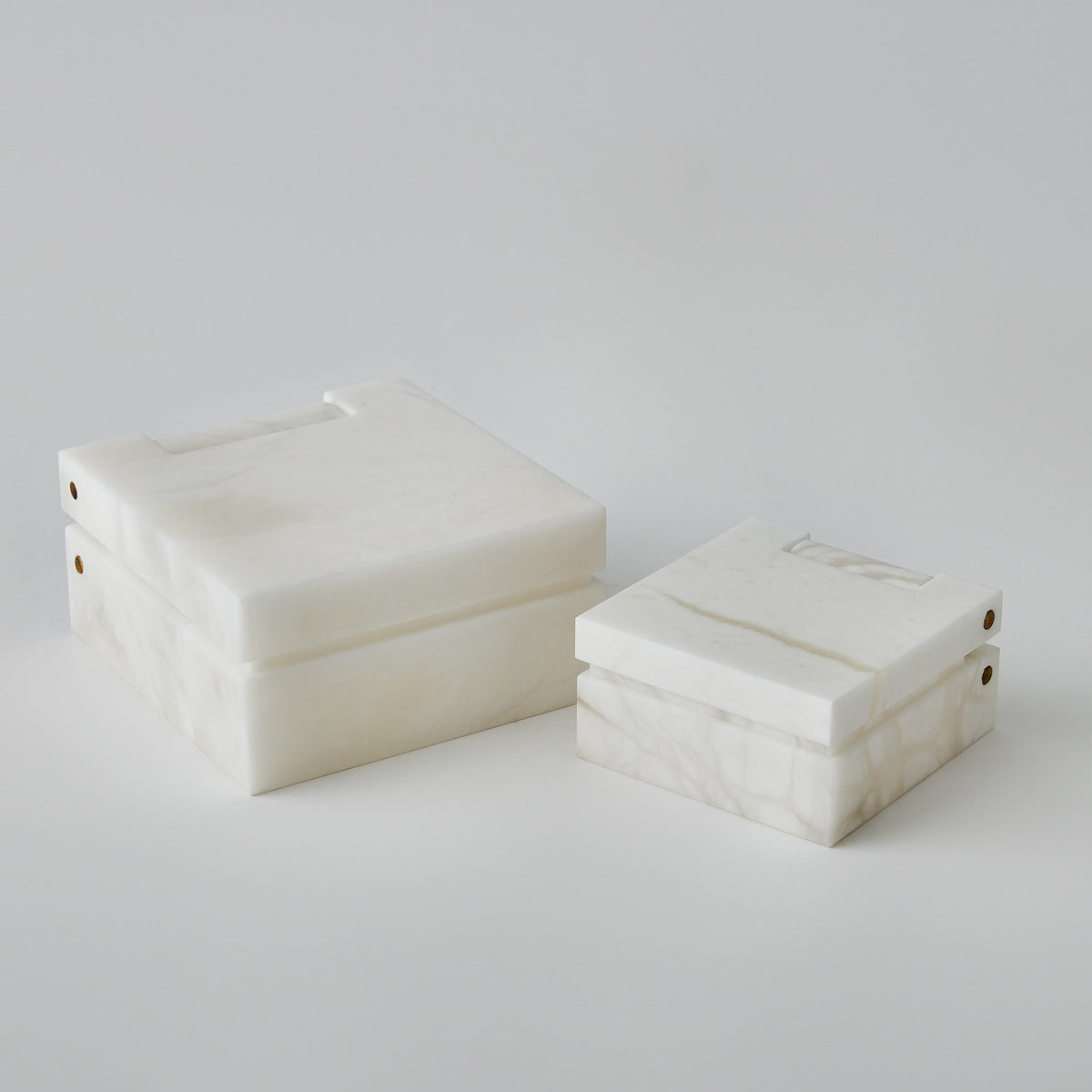 Global Views Hinged Alabaster Box White