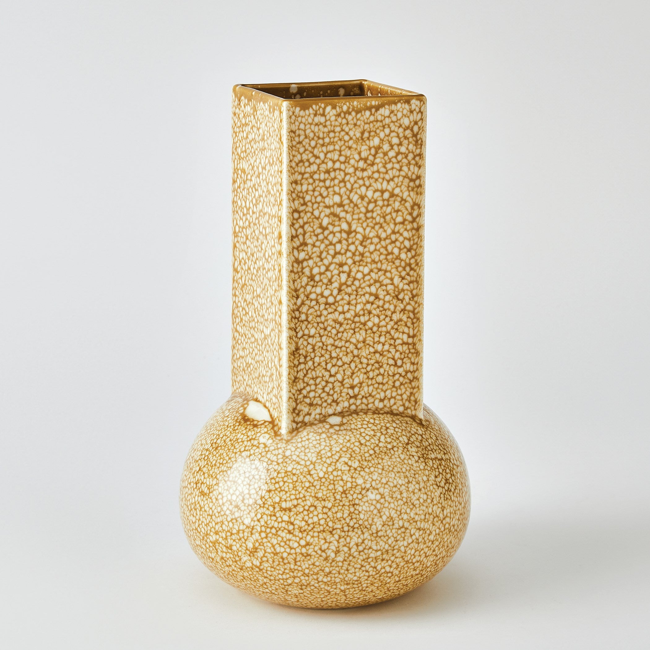 Global Views Crocus Vase Reactive