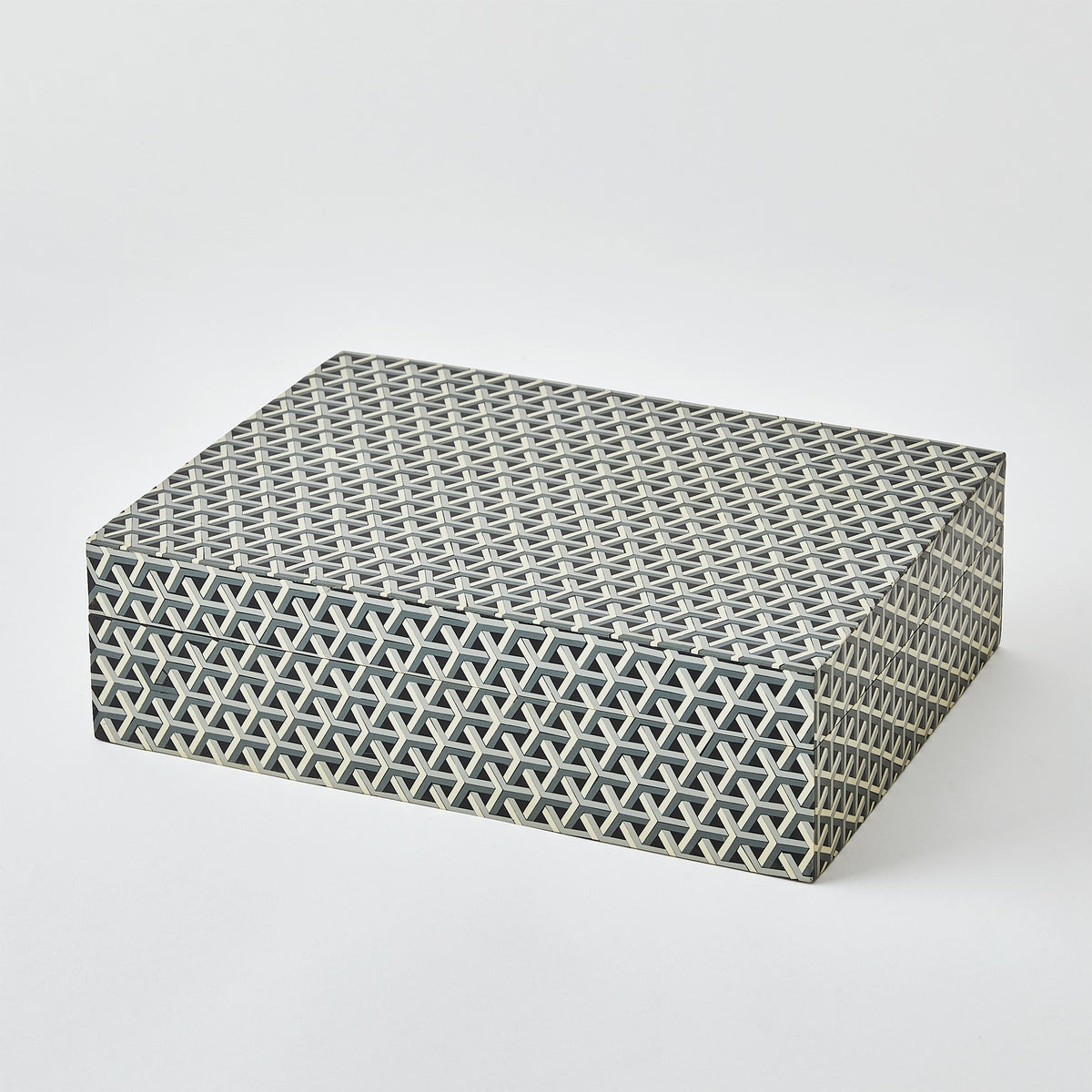 Global Views Interwoven Box