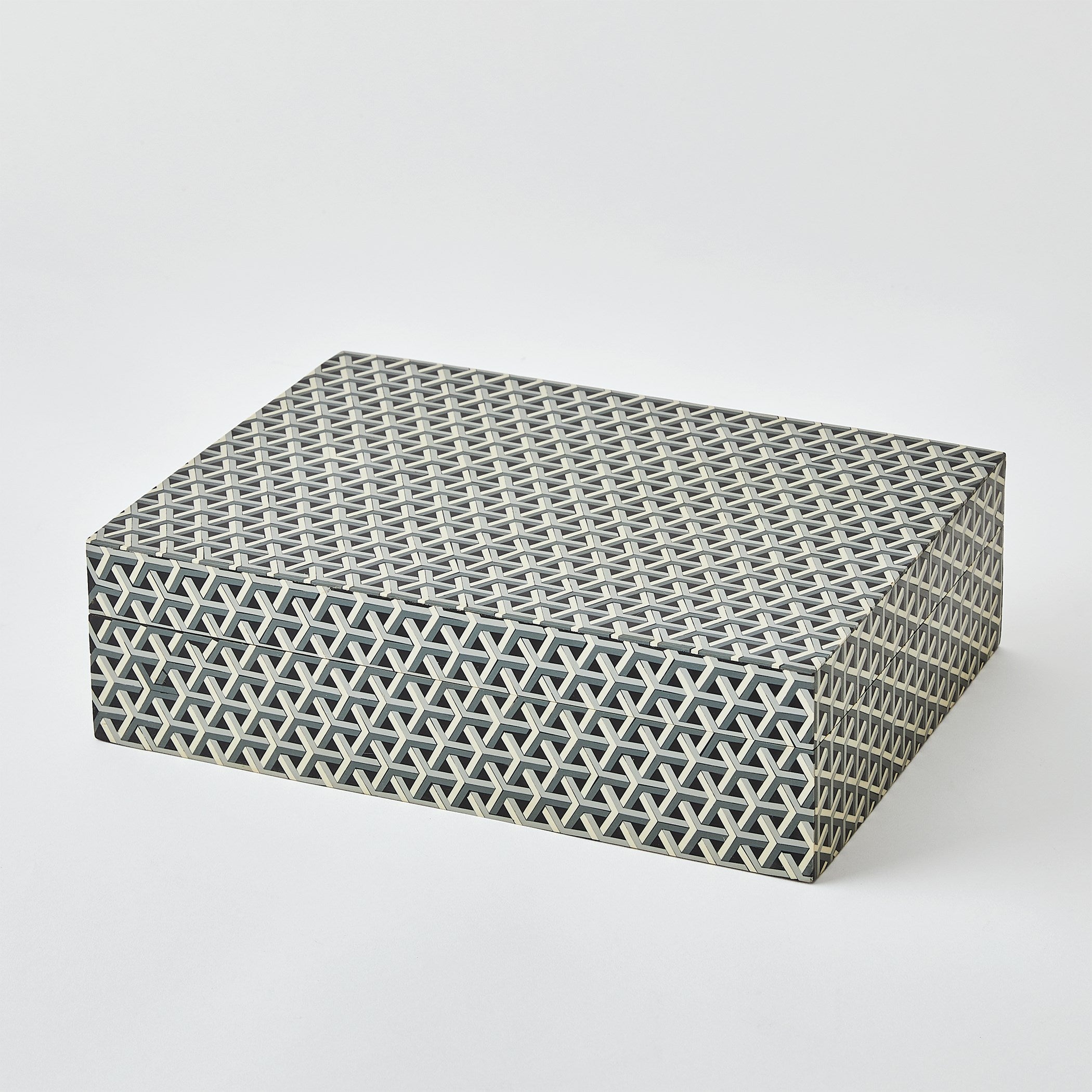 Global Views Interwoven Box