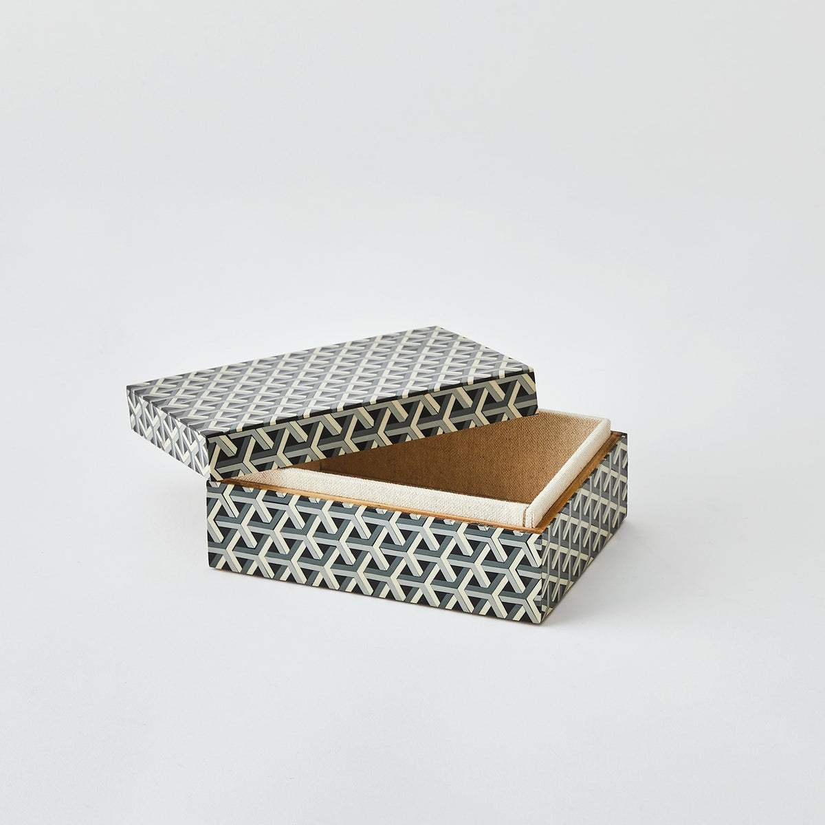 Global Views Interwoven Box