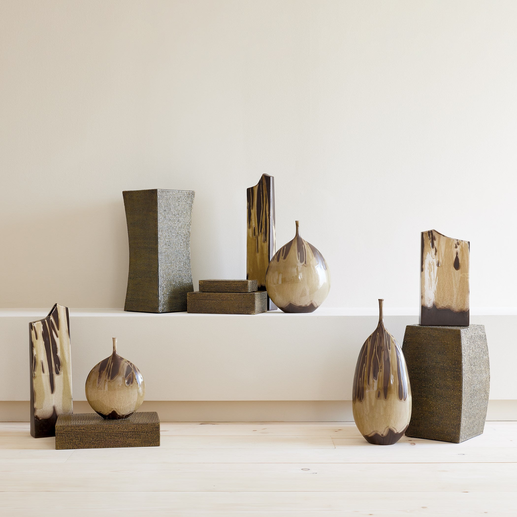 Global Views Column Splash Vase Umber