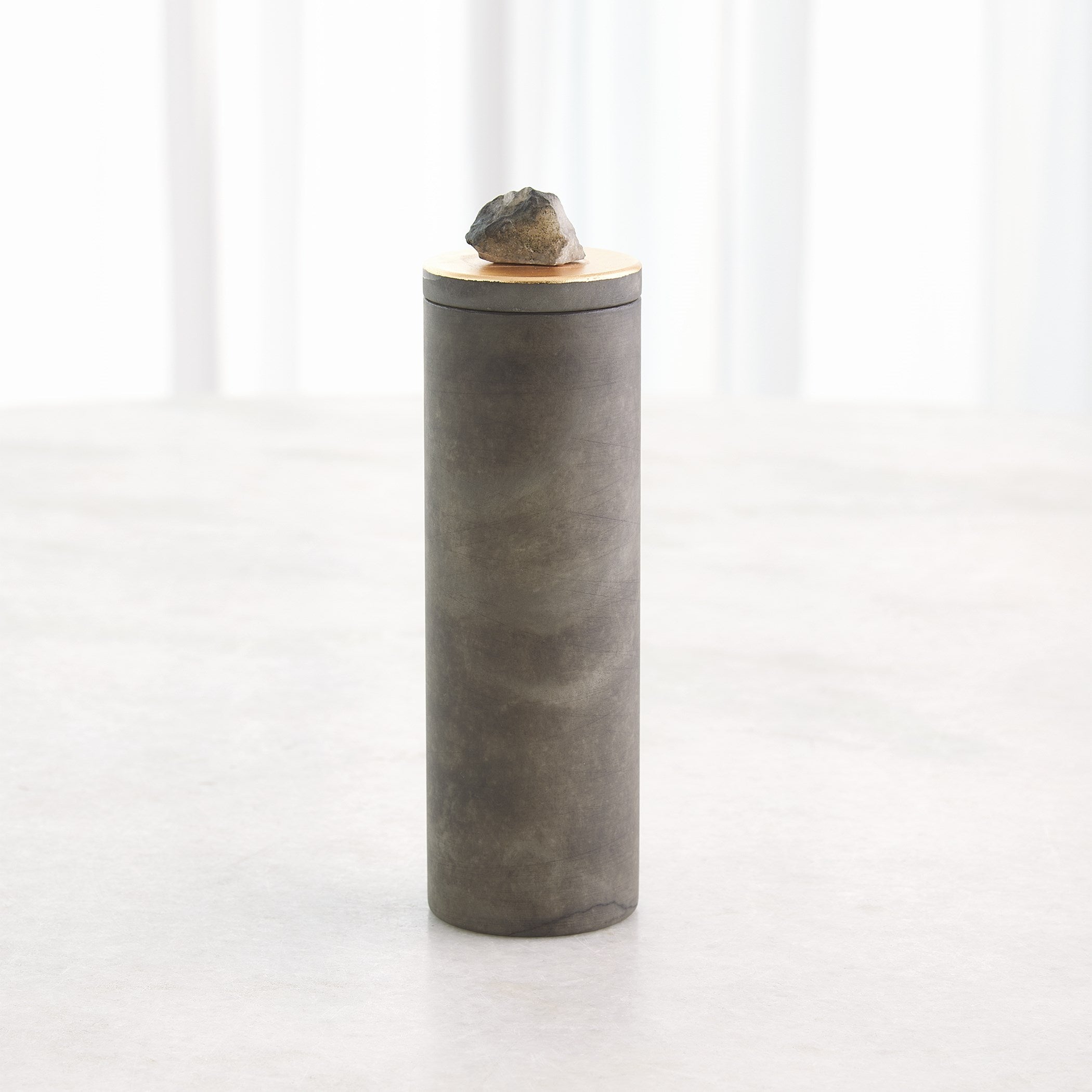 Global Views Quarry Jar Grey/Gold Leaf