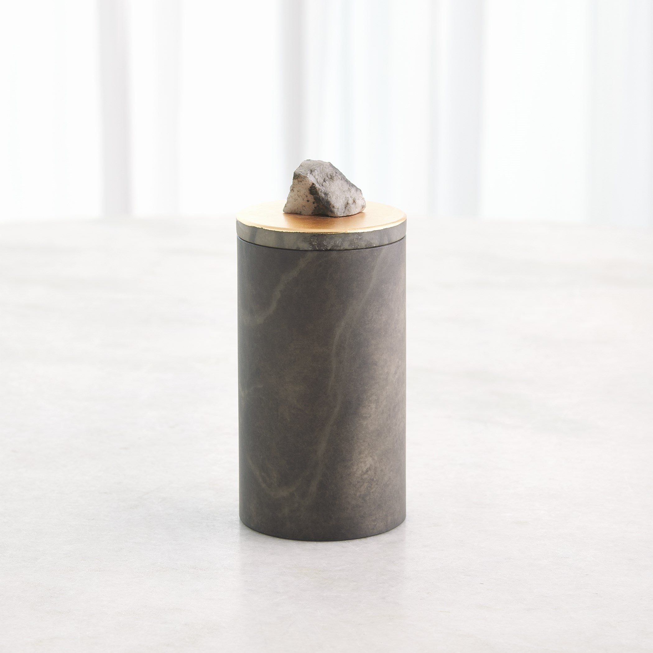 Global Views Quarry Jar Grey/Gold Leaf