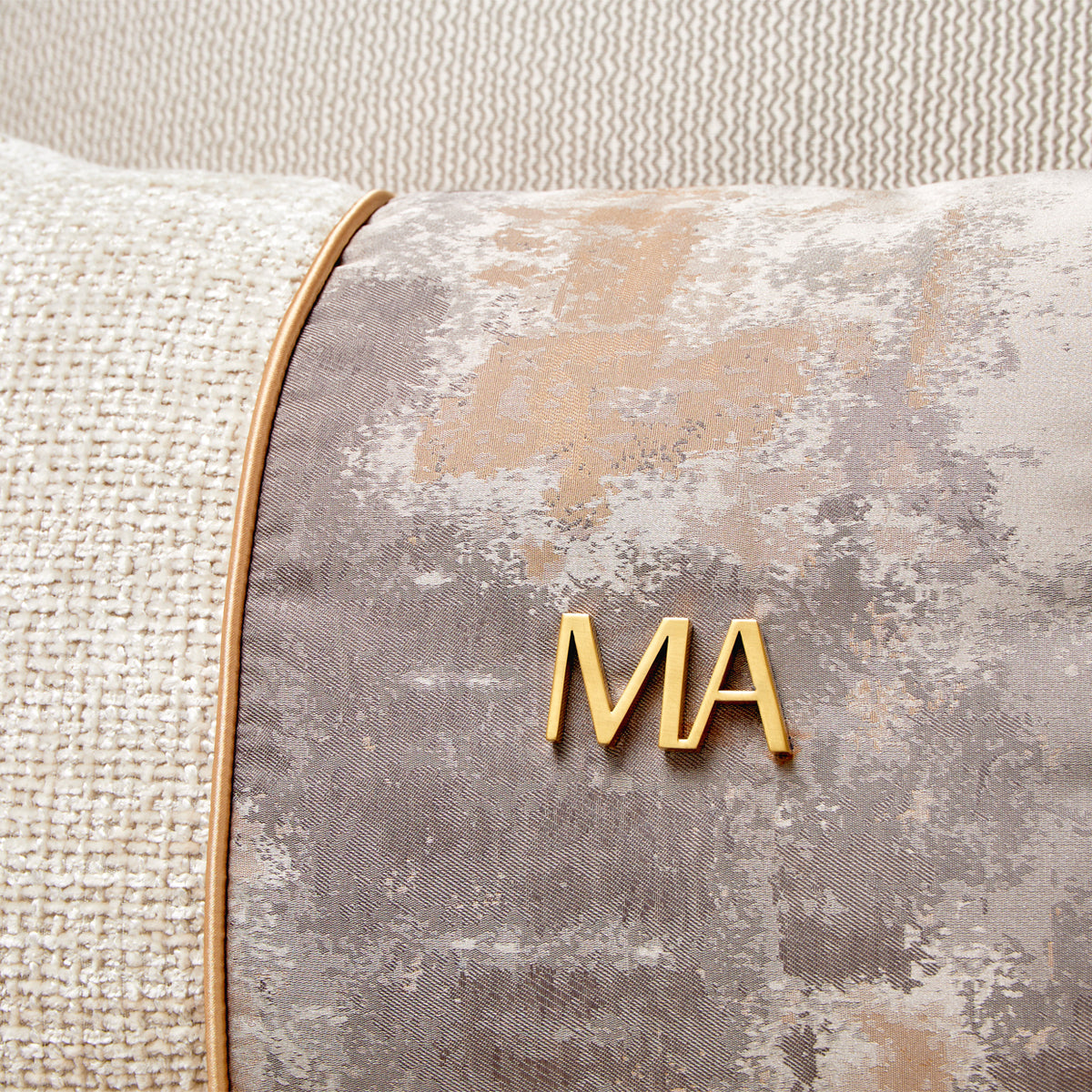 Michael Amini La Terrazza Chaise Light Champagne