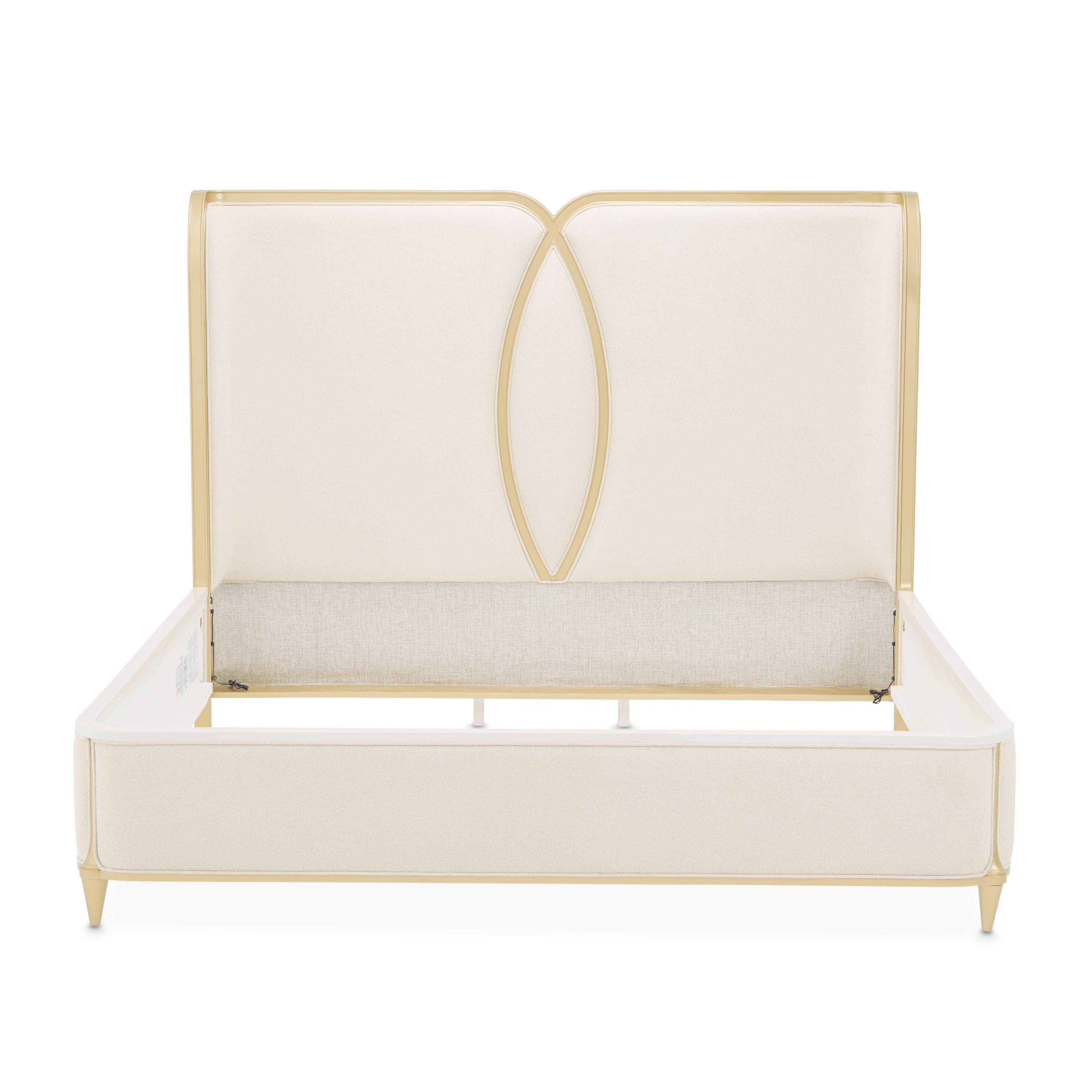 Michael Amini Scotts Square Bed - Light Champagne