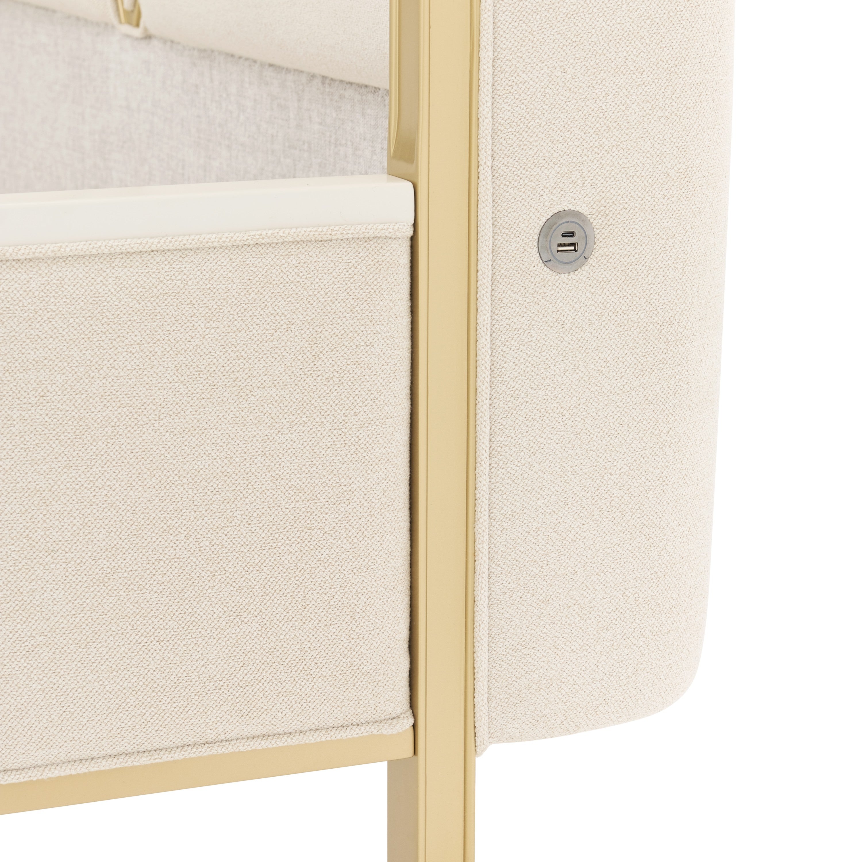 Michael Amini Scotts Square Bed - Light Champagne