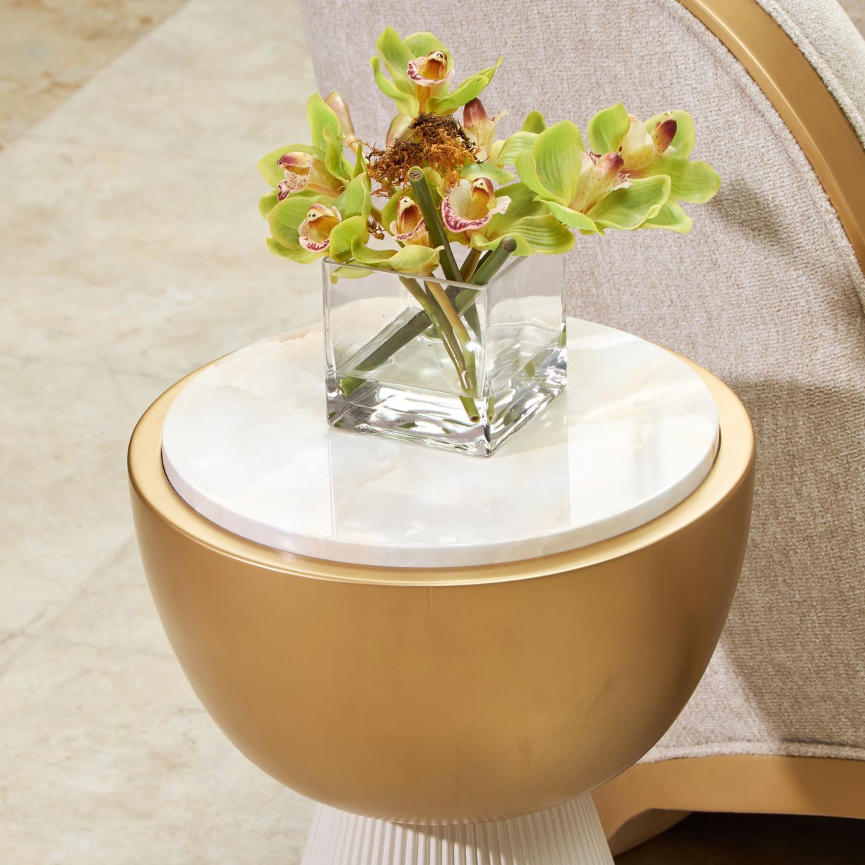 Michael Amini Scotts Square Chairside Table