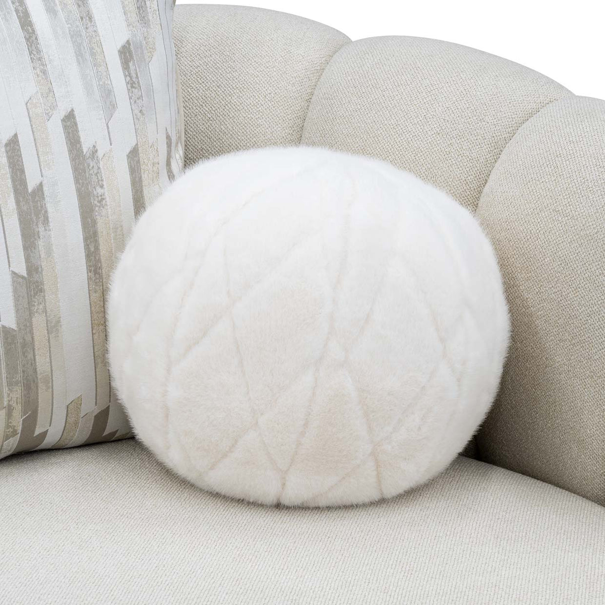 Michael Amini Scotts Square Loveseat