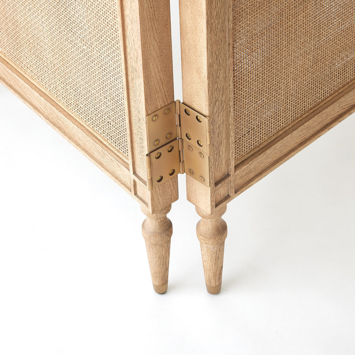 Global Views Josephine Screen-Bleached Oak
