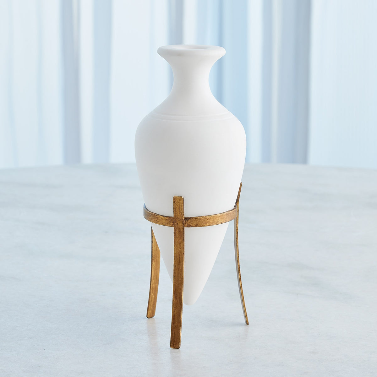 Global Views Amphora Alabaster Vase