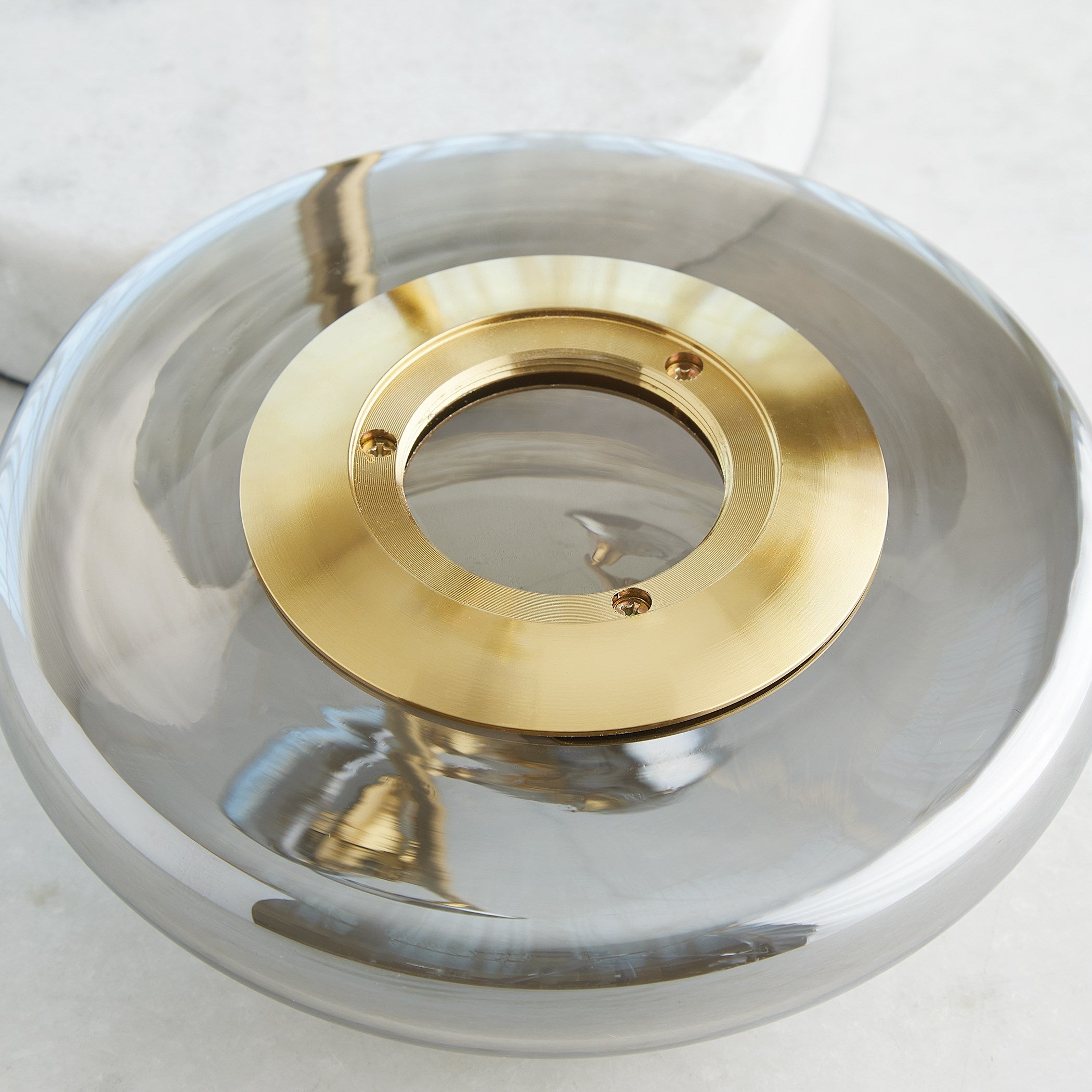 Global Views Stellar Table Lamp oke/Brass