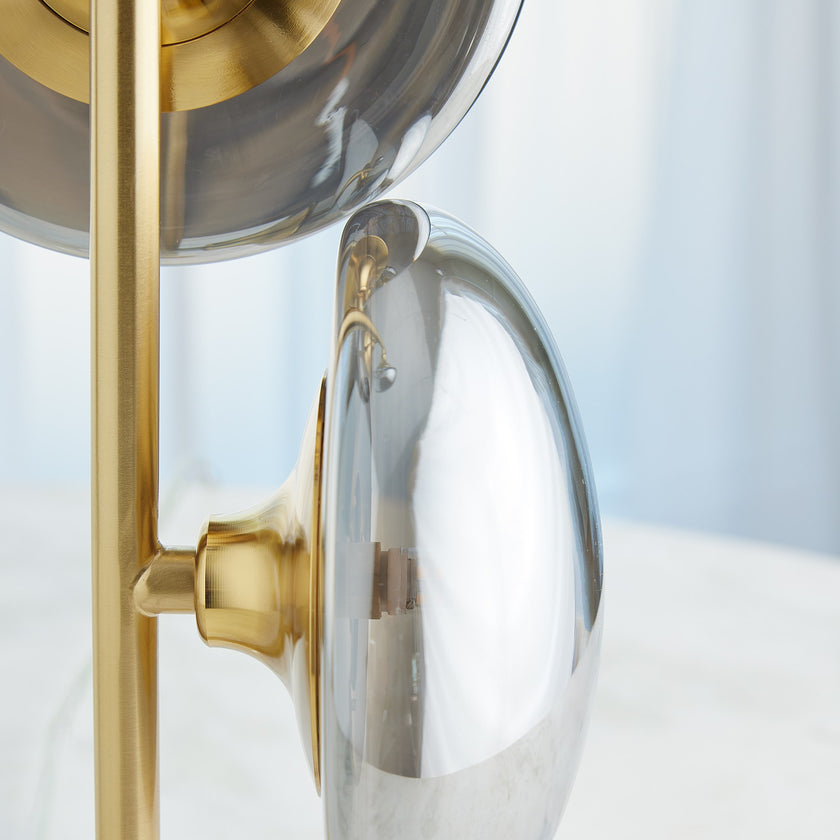 Global Views Stellar Table Lamp oke/Brass