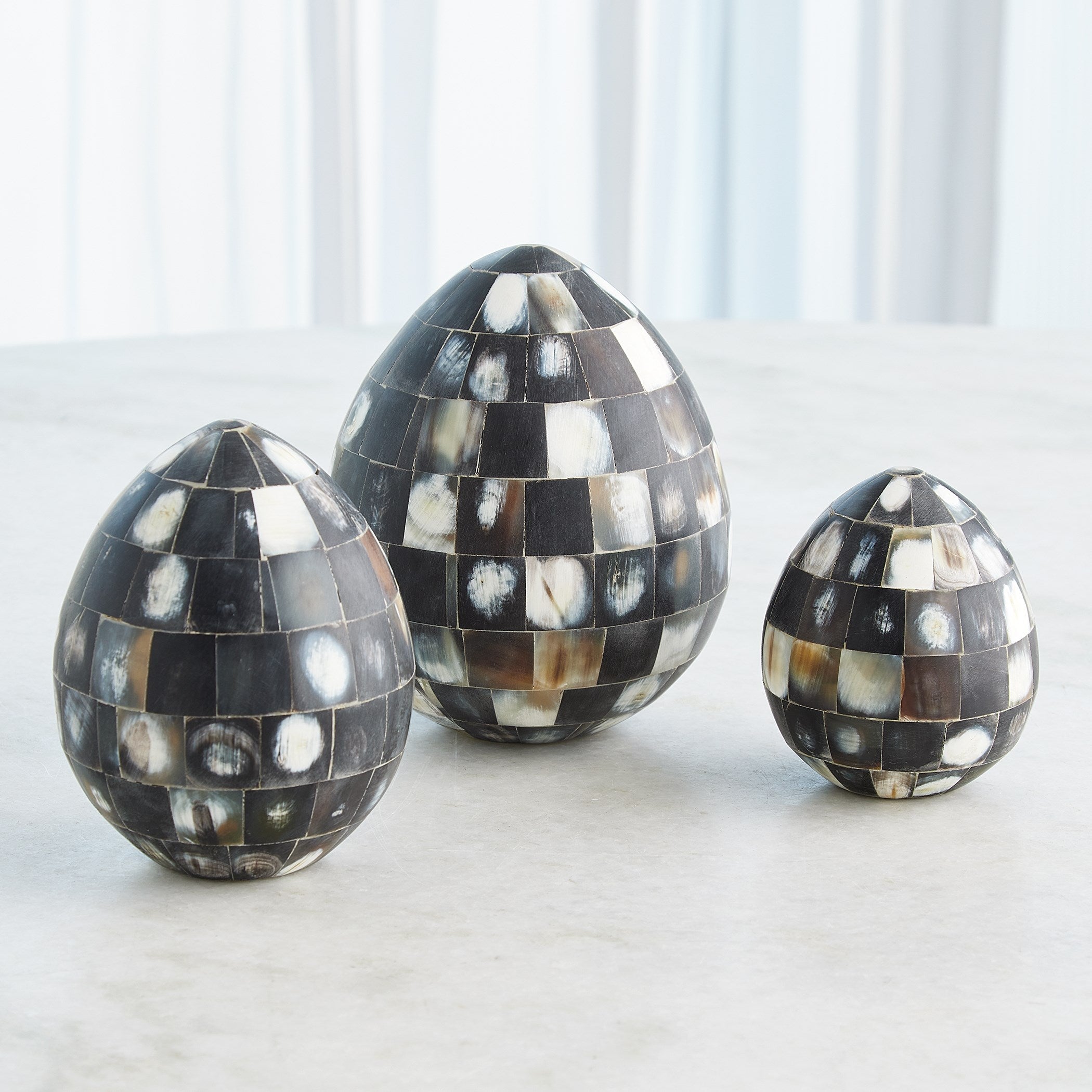 Global Views Horn Egg