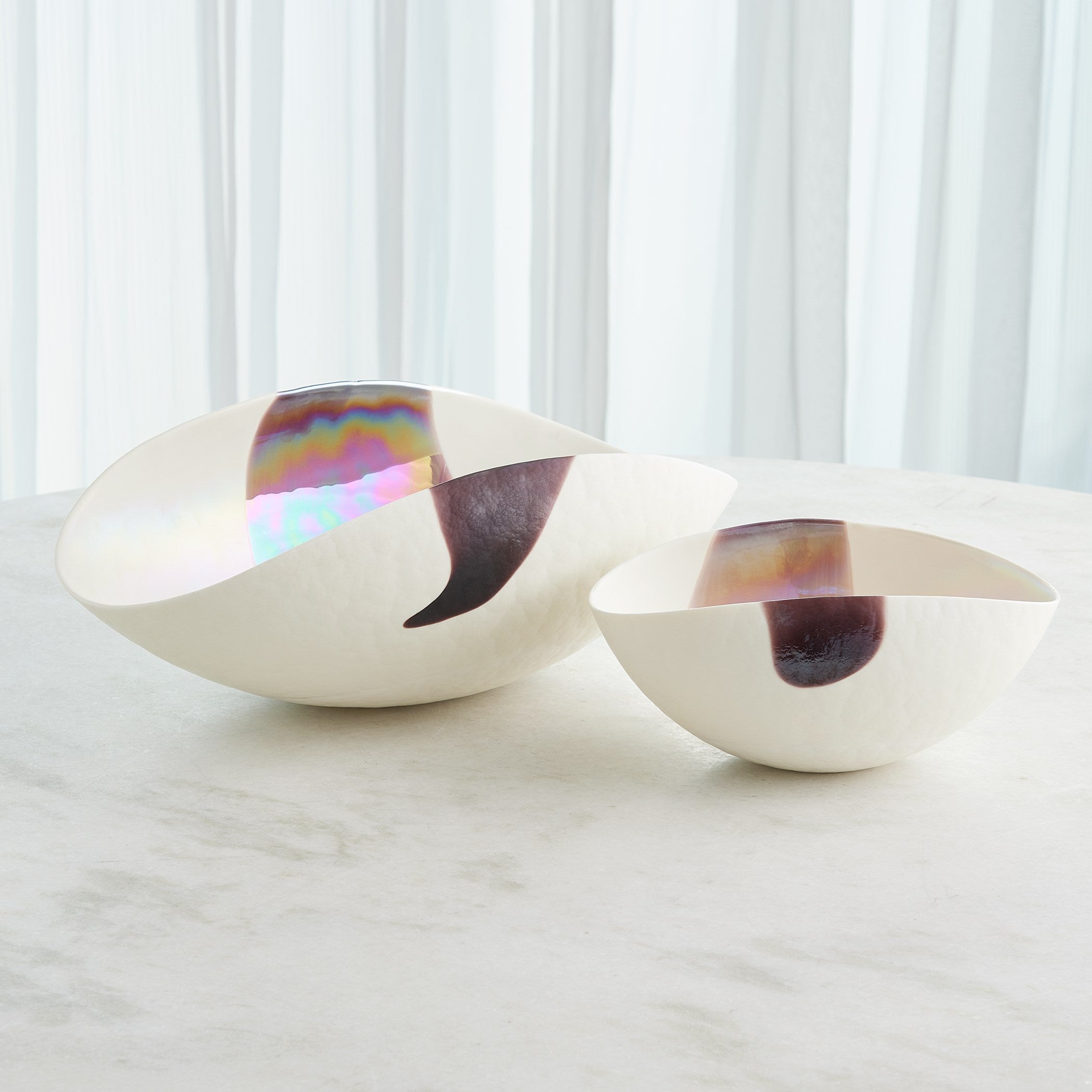 Global Views Mirabelle Bowl Ivory/Plum