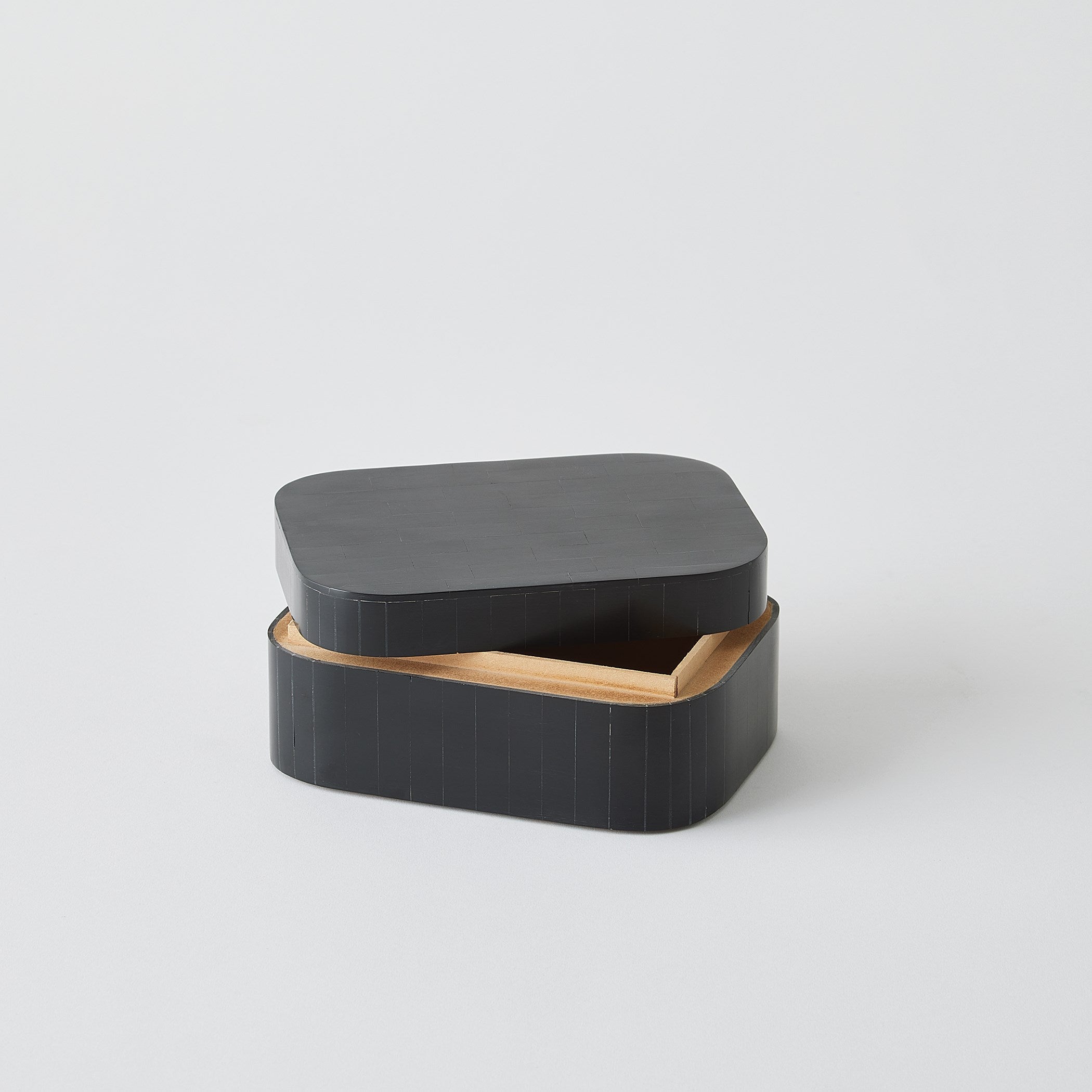 Global Views Super Ellipse Boxes and Tray Black