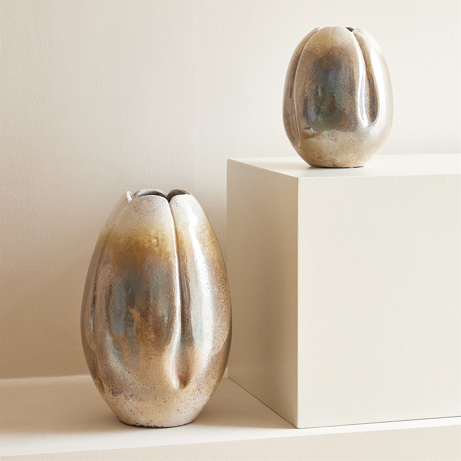 Global Views Lafleur Vase