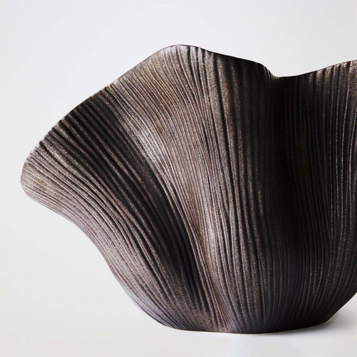 Global Views Scallop Bowl