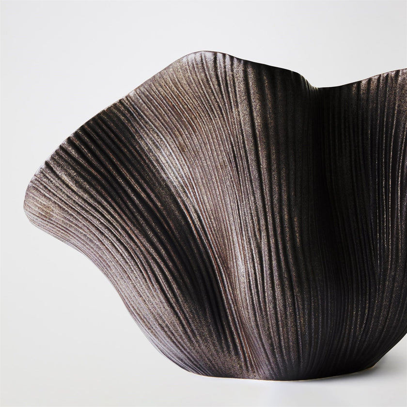 Global Views Scallop Bowl
