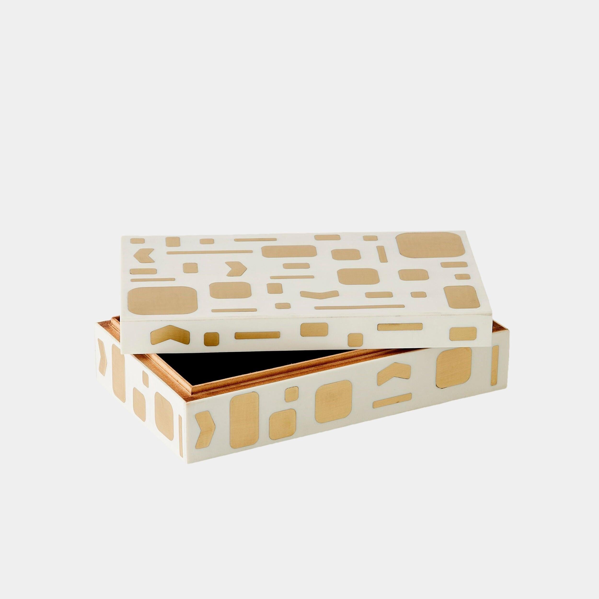 Global Views Jalen Box