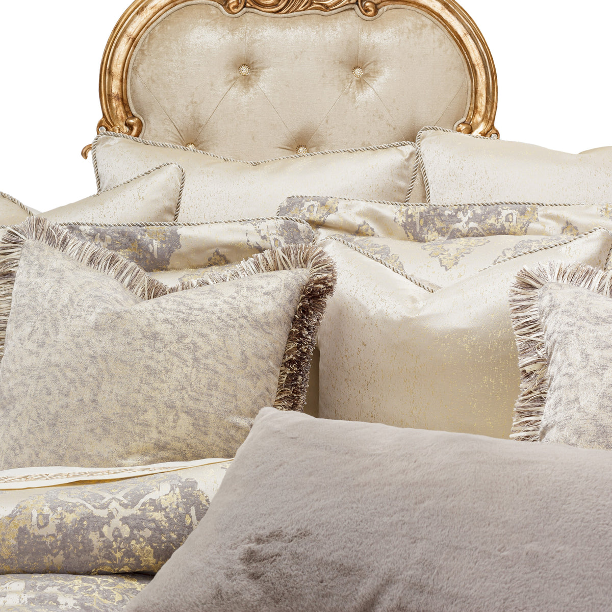 Michael Amini Bennett Comforter Set - Champagne