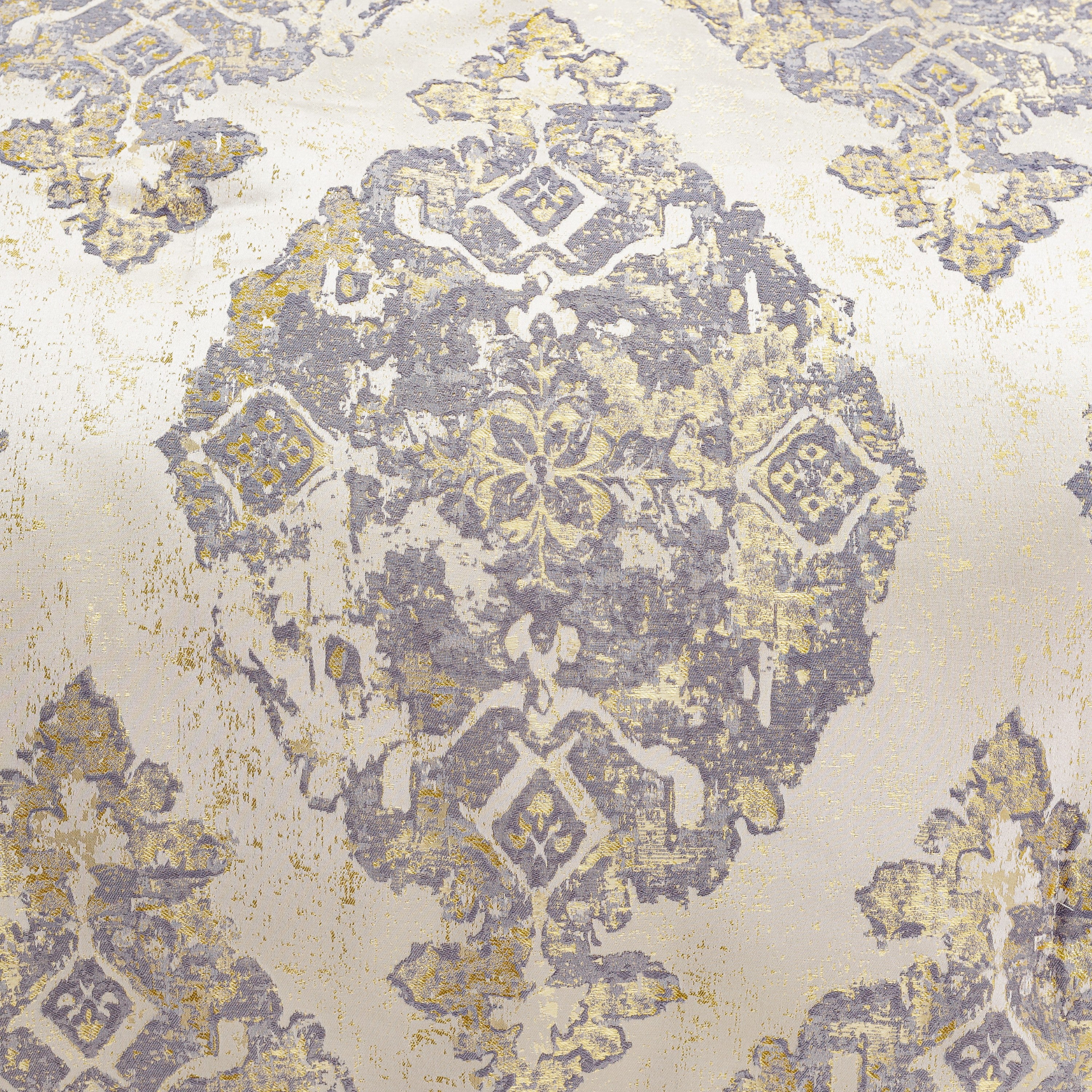 Michael Amini Bennett Comforter Set - Champagne