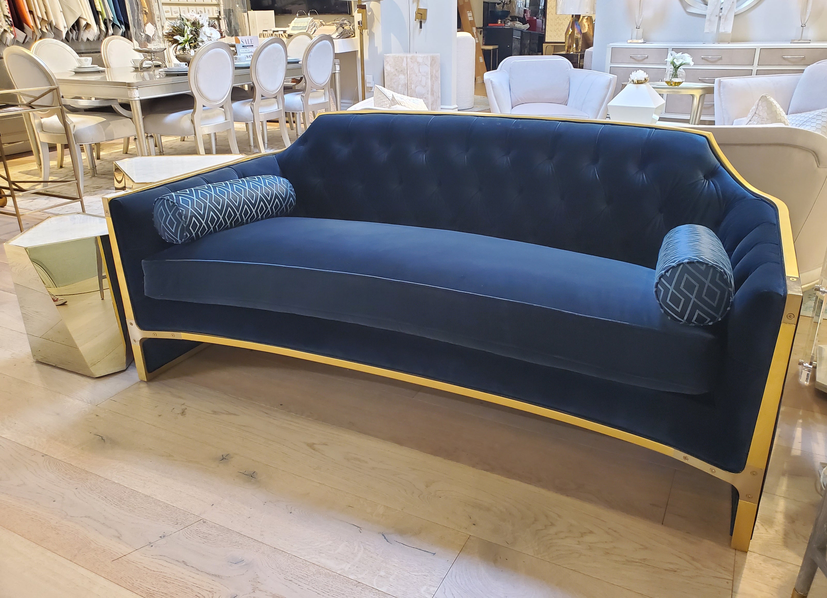 Caracole Upholstery The Cat's Meow Sofa Floor Sample