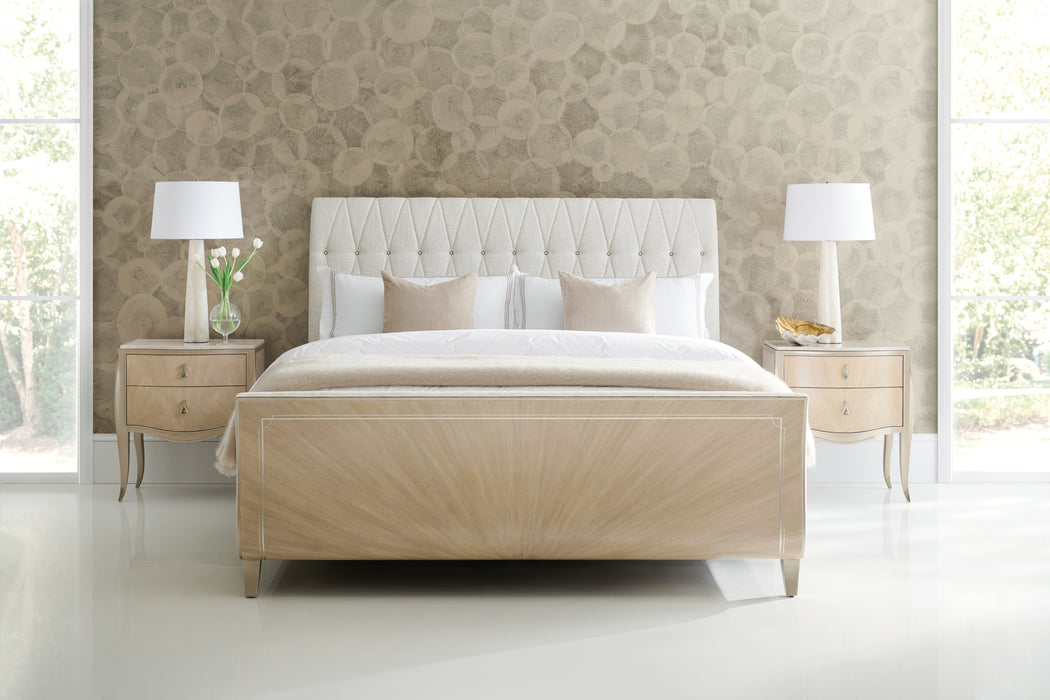 Caracole Classic Diamond Jubilee Bed - Queen DSC