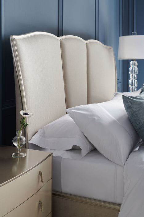 Caracole Classic Un-Deux-Trois Bed - Cal King DSC