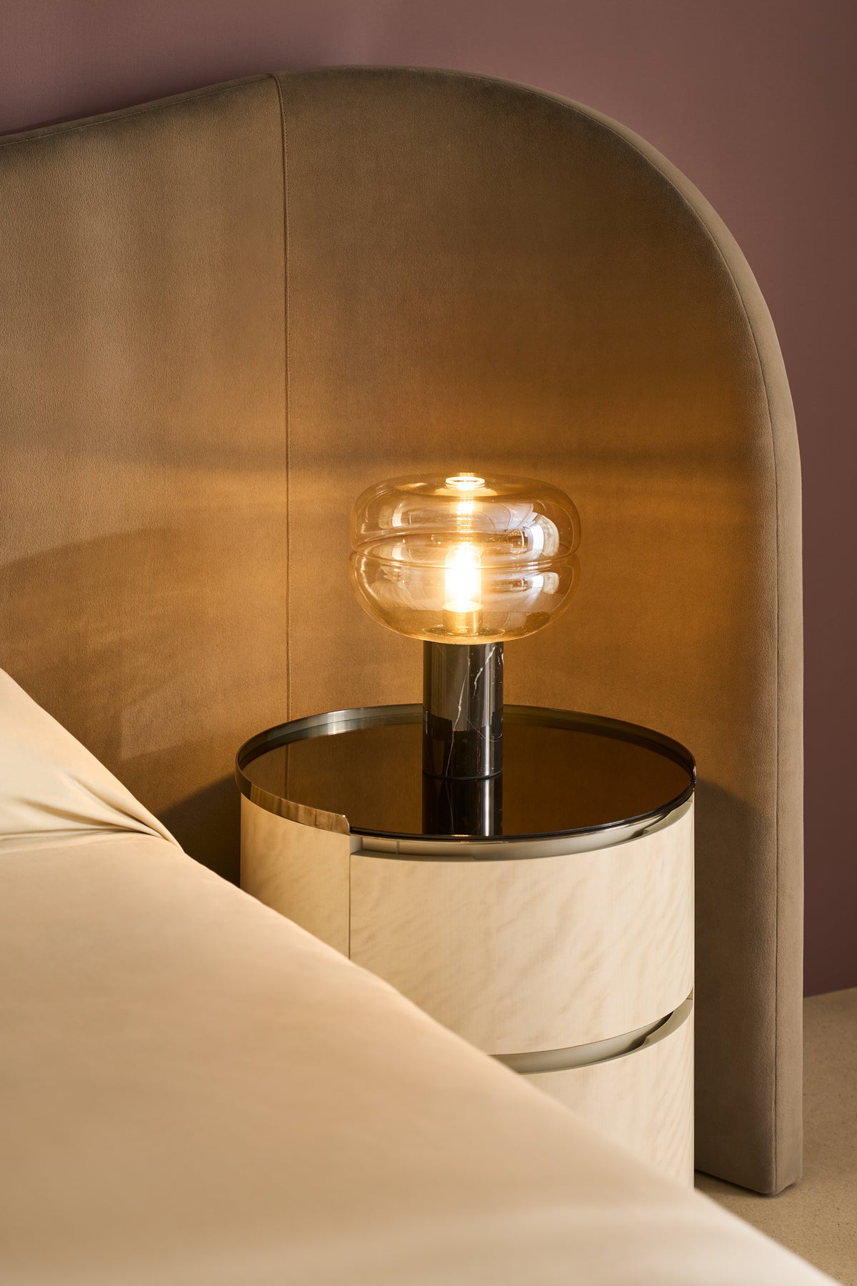 Caracole Classic Clio Bed