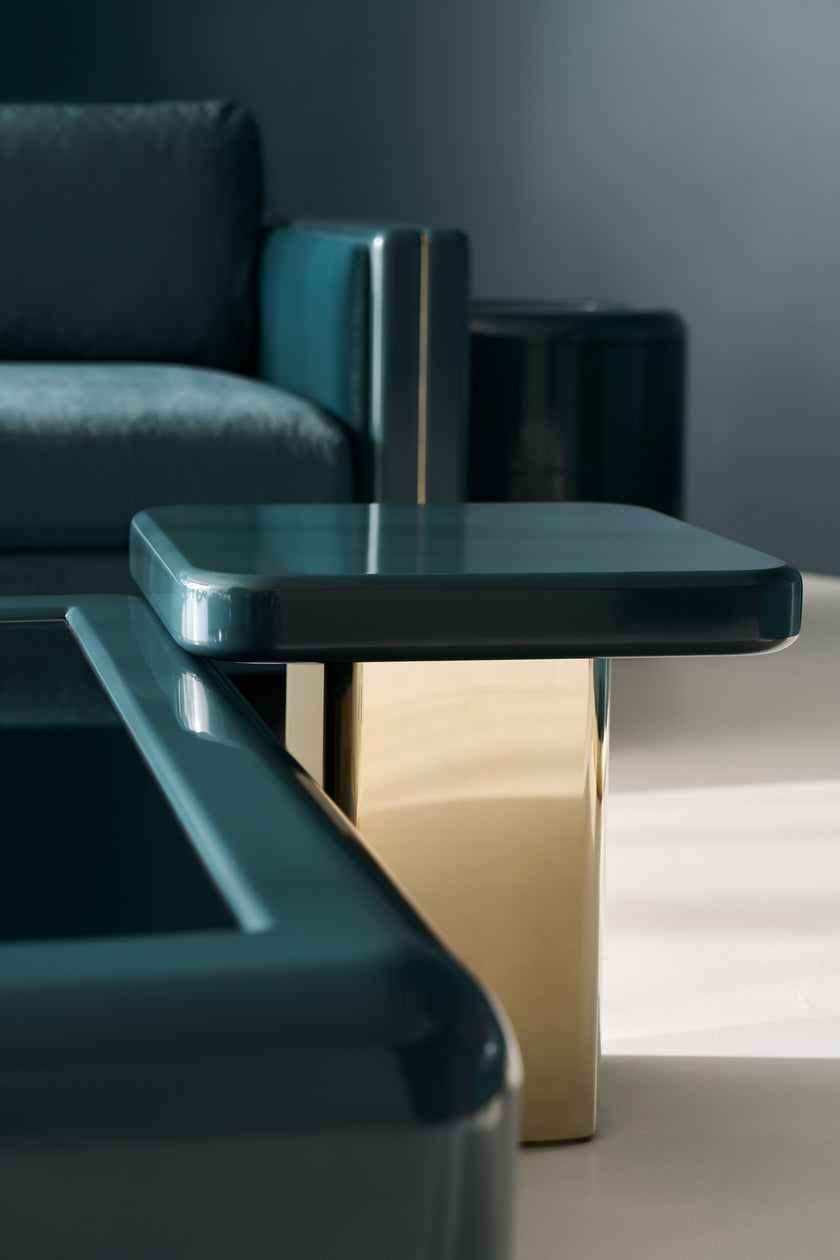 Caracole Classic Gelee Accent Table 427