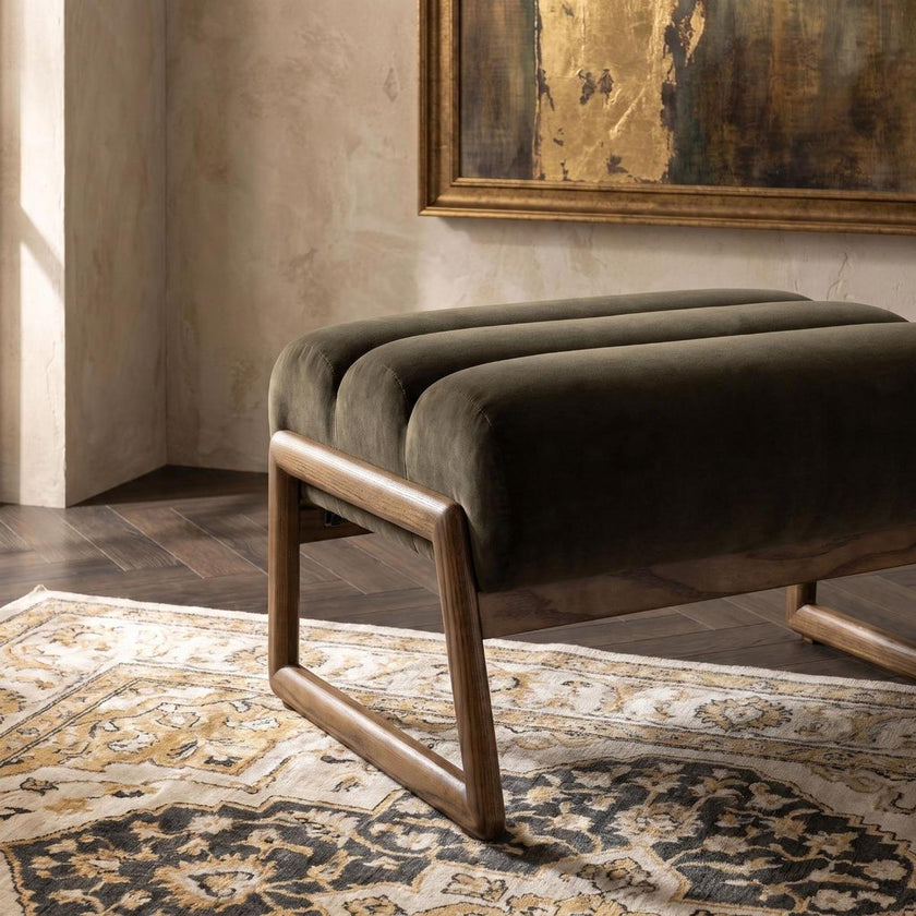 Interlude Milo Ottoman