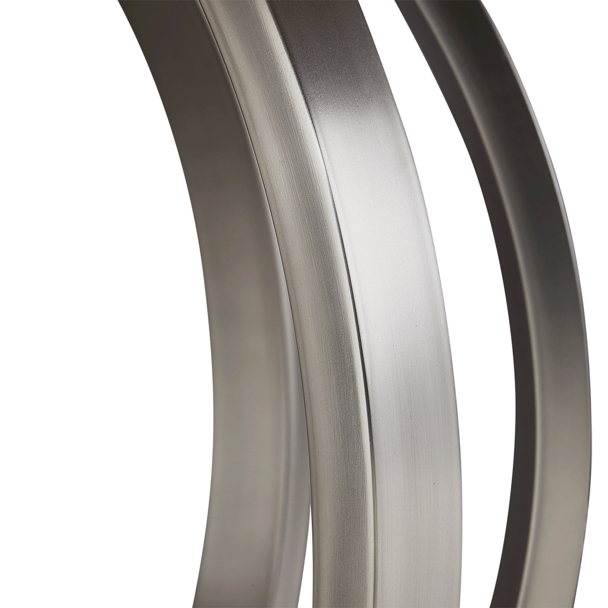 Michael Amini Eclipse Round Dining Table Moonlight