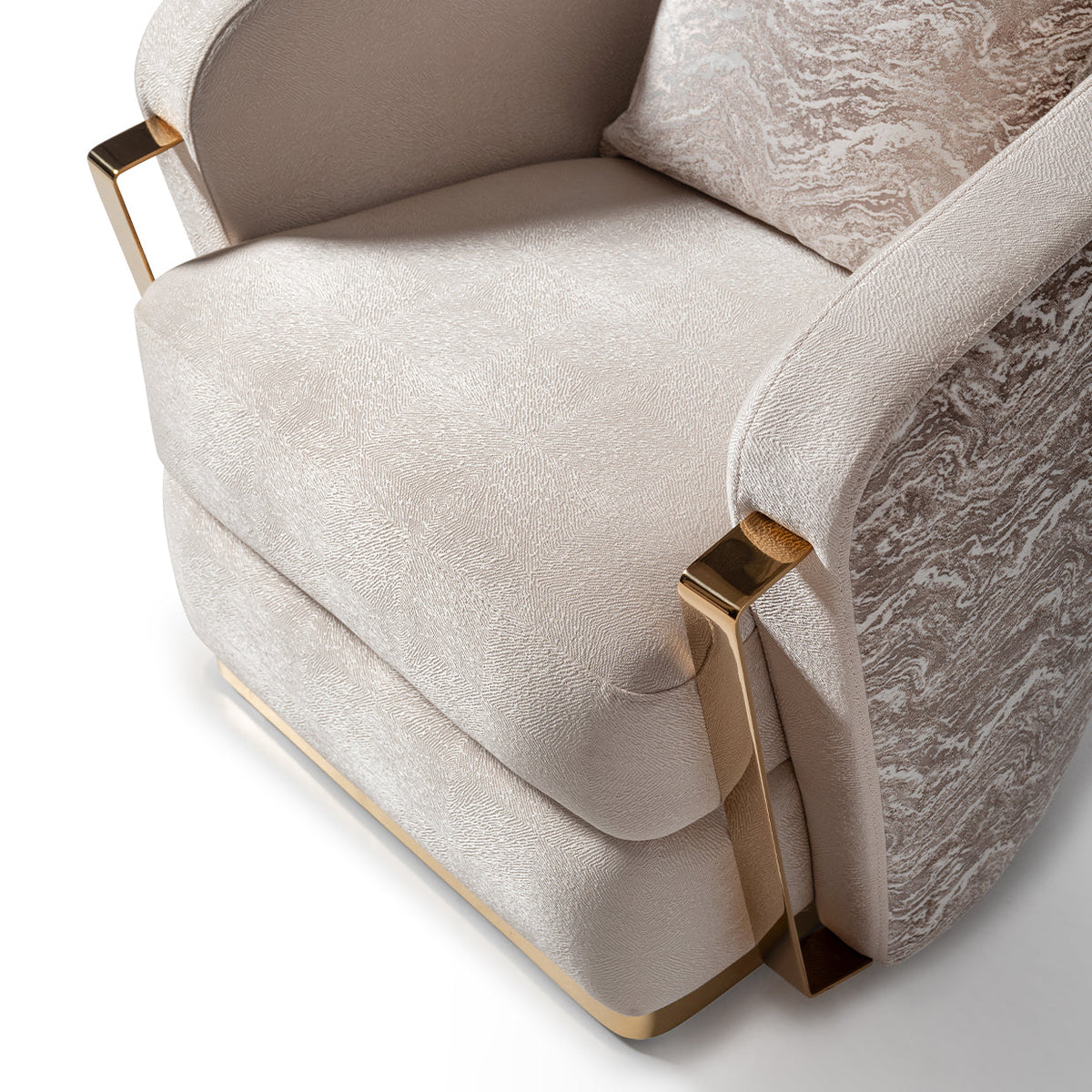Michael Amini Carmela Chair