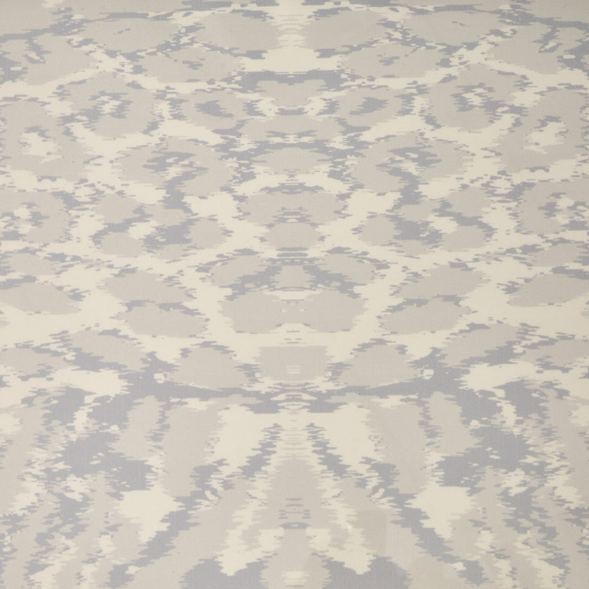 Michael Amini Lisbon Round Dining Table - Silken Cream