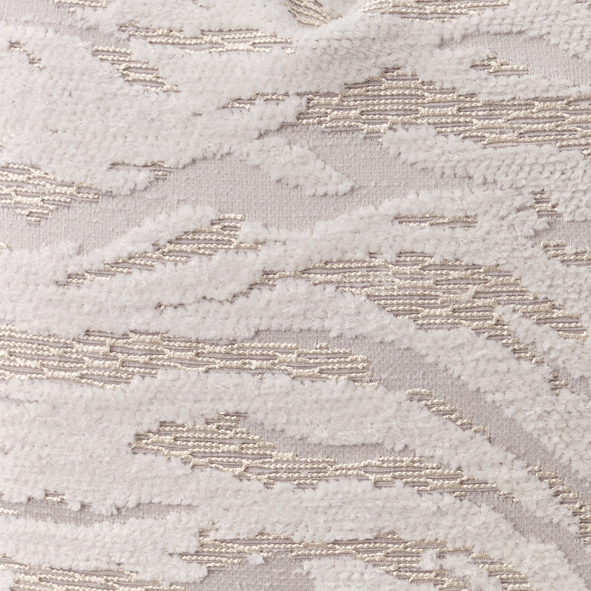 Michael Amini Savannah Breeze Loveseat - Cashmere/Gold